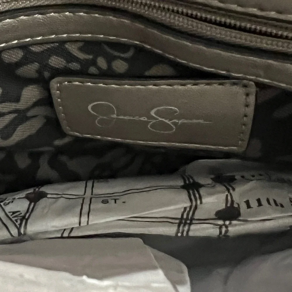 Jessica Simpson Quilted Chevron Flap Shoulder Bag Silver Metallic Chain Strap‎